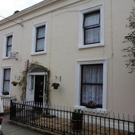 Mulgrave Lodge Dun Laoghaire Exterior photo